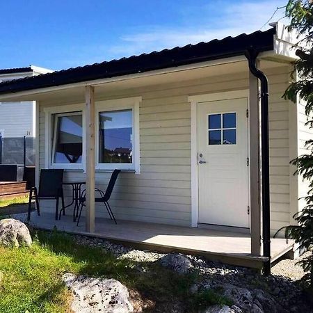 Feriehus med Sjøutsikt Sætra Eksteriør bilde